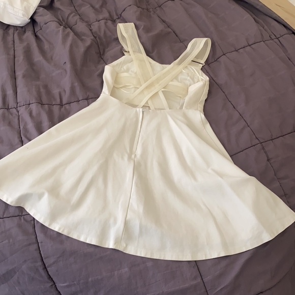 Dress - Picture 3 of 3